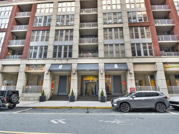 1125 Maxwell Lane image 19 of 19