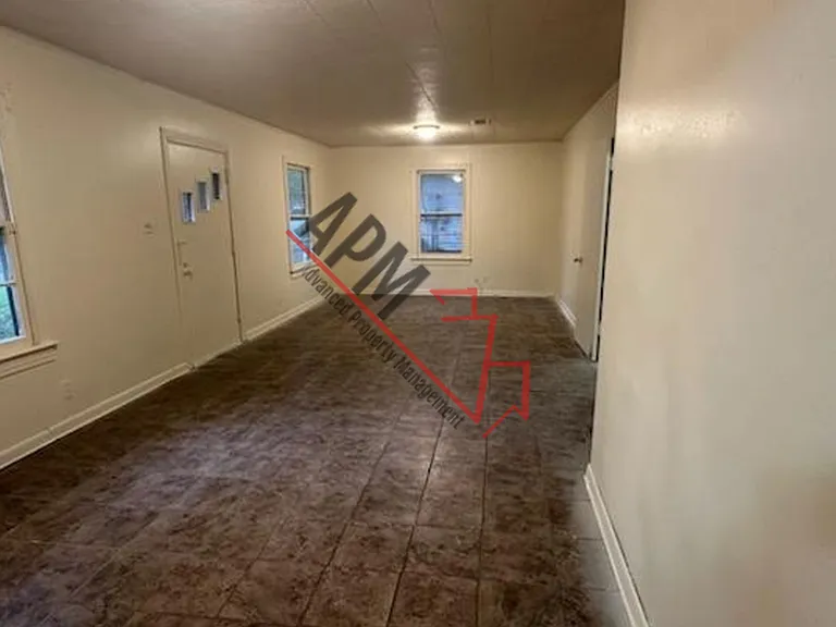 3707 Grammont St — Photo 4