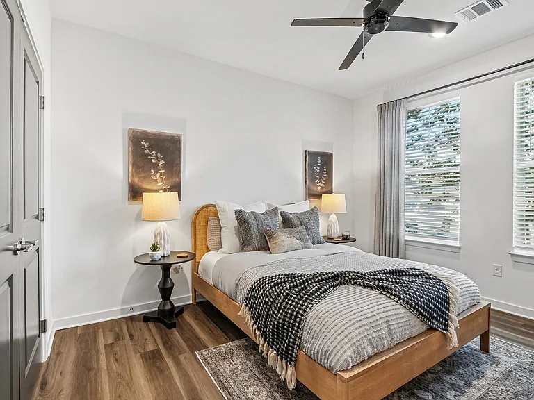 Velara Luxury Apartments — Photo 48
