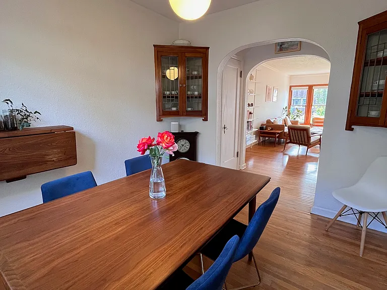 4353 NE Halsey St — Photo 12