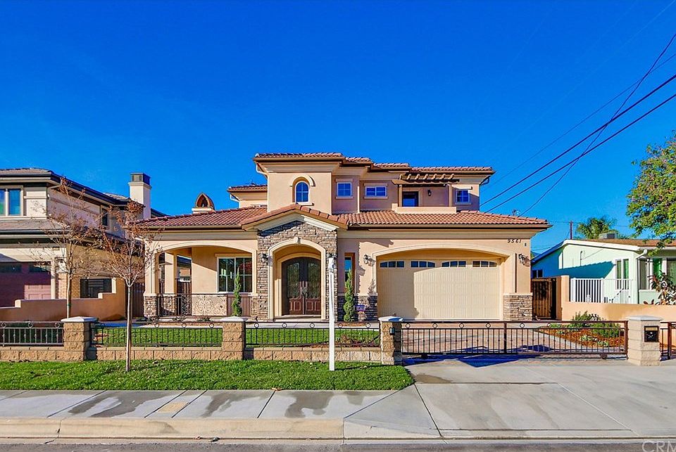 1st image of 9561 Pentland St