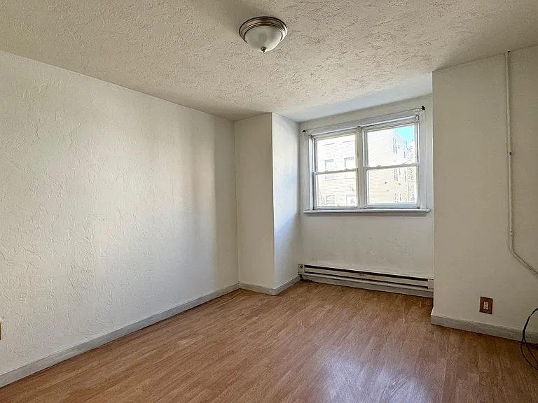 165 Bennington St #1 — Photo 7