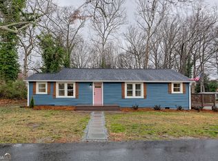 72 4th St, Hartwell, GA 30643