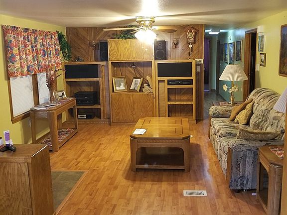 5th image of 137 Triple D Dr