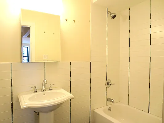 Rented by Strivers Management Group Corp (Brokerage) | media 21