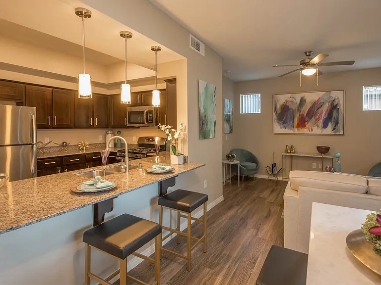 A3 761 SQFT 1 Bed 1 Bath