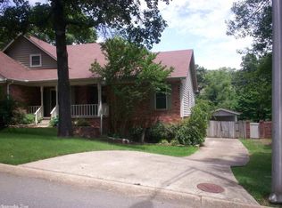 2001 Covington Dr, N Little Rock, AR 72116