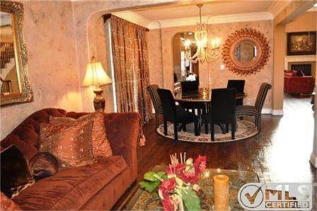 5th image of 8501 Port Royal Ln