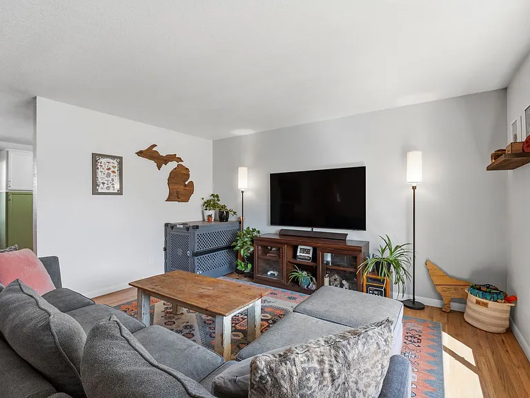 173 E Panama Dr — Photo 11