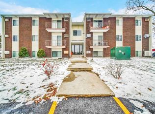 121 N West St, Crown Point, IN 46307
