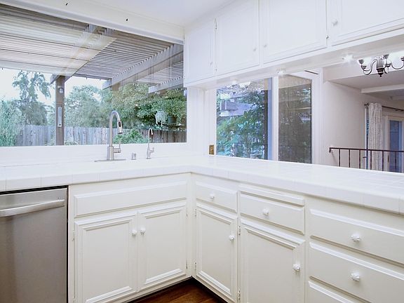 Kitchen Picture Window