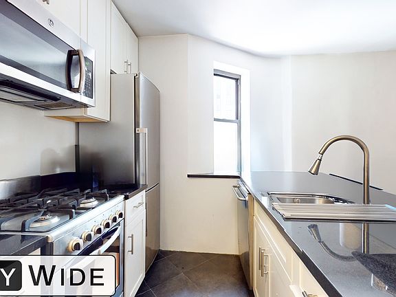 4th image of 234 E 83rd St APT 5C