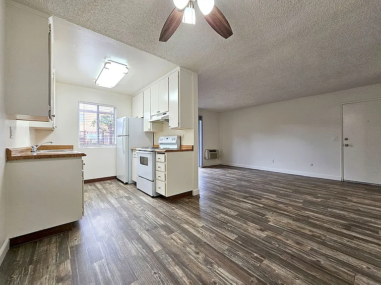 523 Grape St. — Photo 14