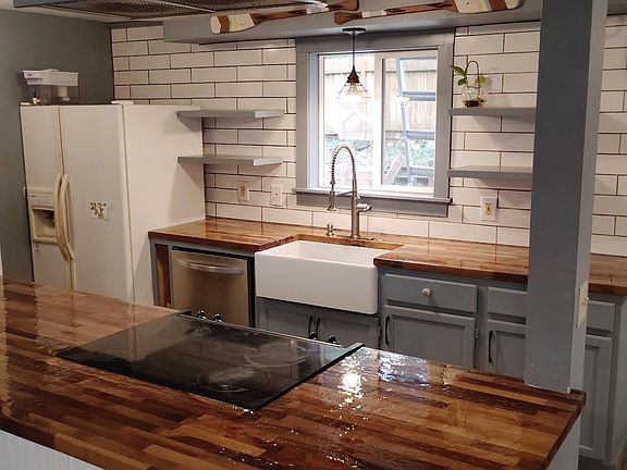 2nd image of 1120 Megan Ct E