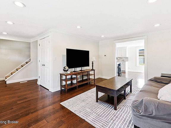 2nd image of 9300 Apple Orchard Pl