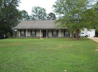 1046 County Road 39, Etta, MS 38627