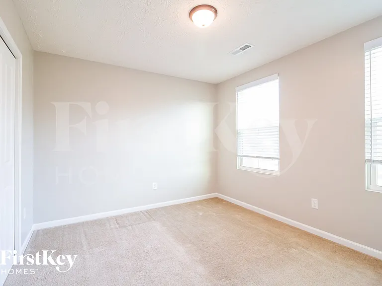 6156 Woodville Dr — Photo 8