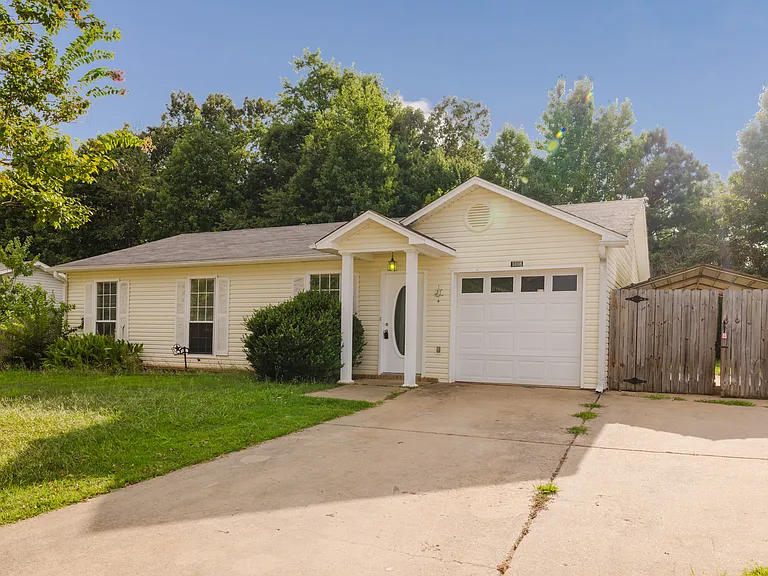 14108 Cherry Hill Dr — Photo 3