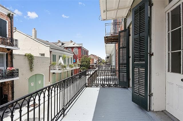 1st image of 527 Dumaine St APT 2