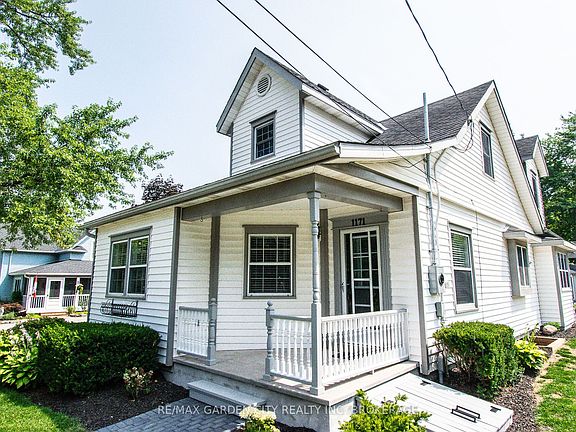 3rd image of 1171 Maple St