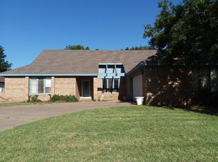 8106 Utica Ave, Lubbock, TX 79424