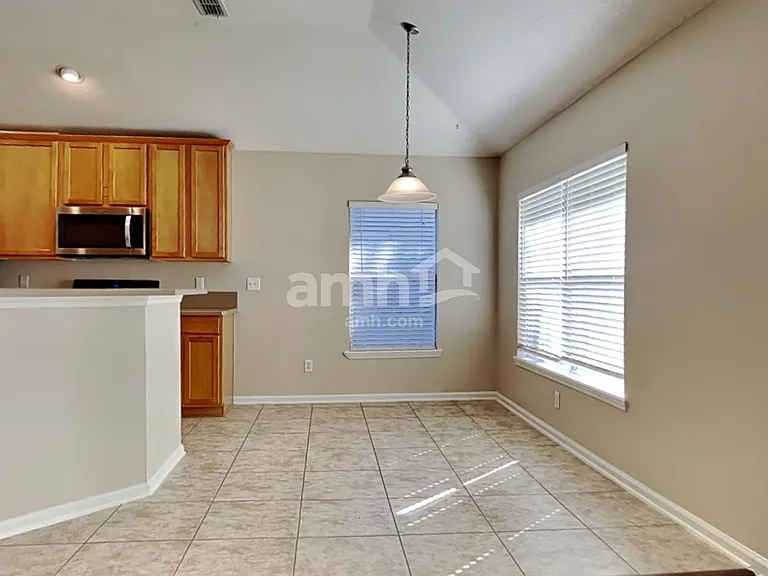 1756 Hollow Glen Dr — Photo 5