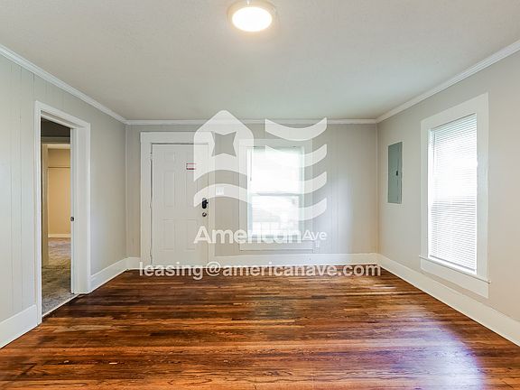 1800238_003_living_room_13876603.jpg