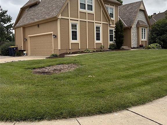 2nd image of 1619 NE 100th Ct