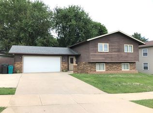 2809 56th St NW, Rochester, MN 55901