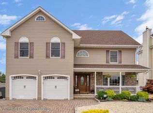 37 Channel Rd, Toms River, NJ 08753