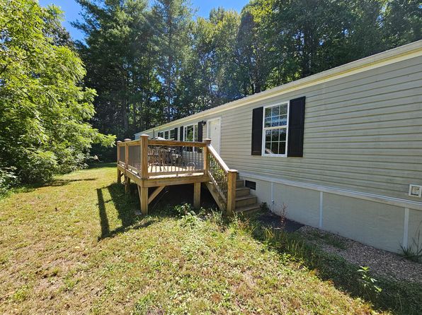 1724 Cashiers Valley Rd
