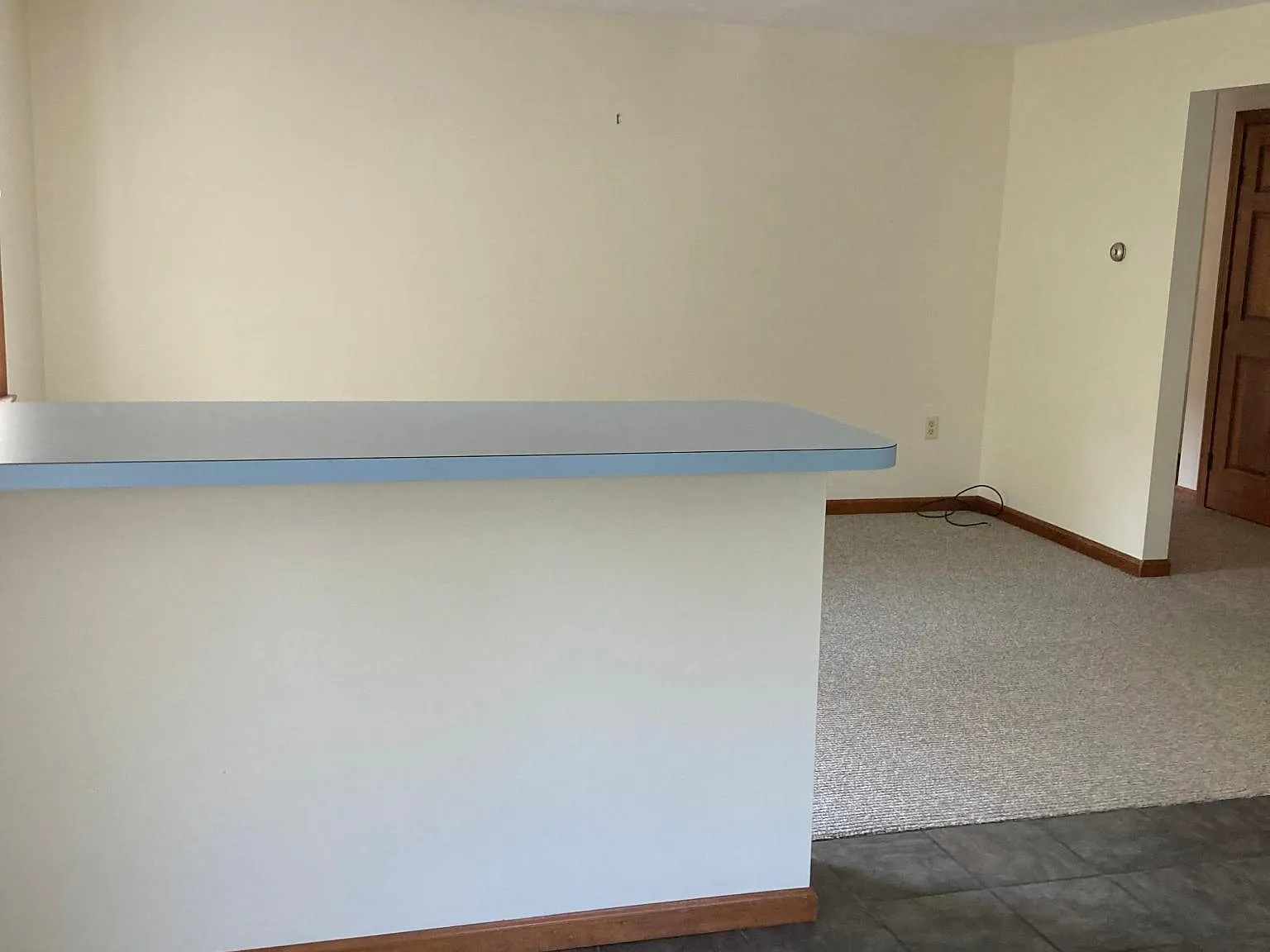 2 bed, 1200 sqft, $2,400 — Photo 4