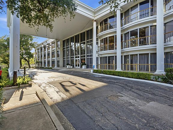 2nd image of 5050 Ambassador Way APT 112