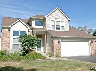 1 Barharbor Ct, Lake In The Hills, IL 60156