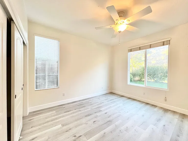 1578 Glencrest Dr — Photo 27