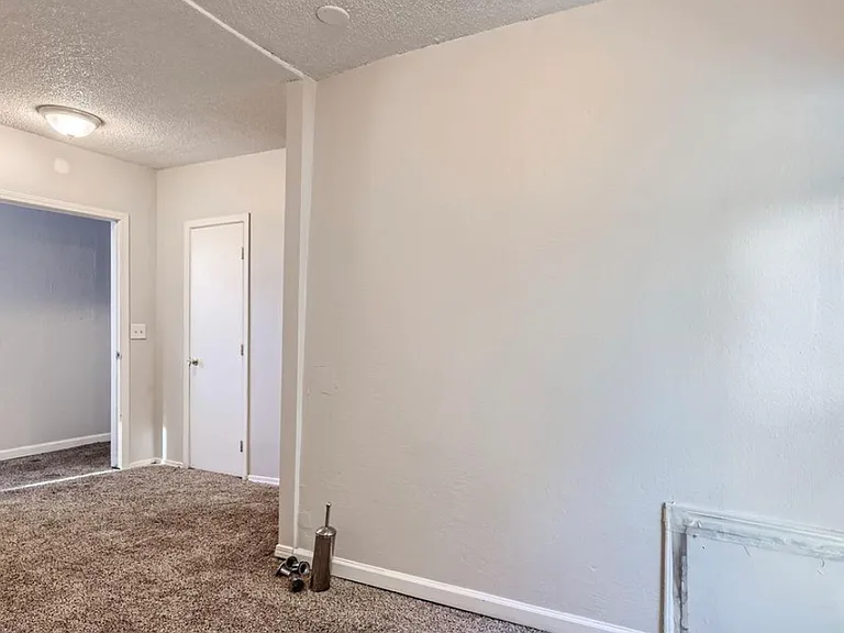 4533 Fillmore St #A — Photo 7