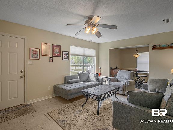 4th image of 18927 Dalewood Cir