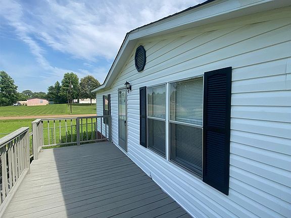 4th image of 267 Sunset Ln