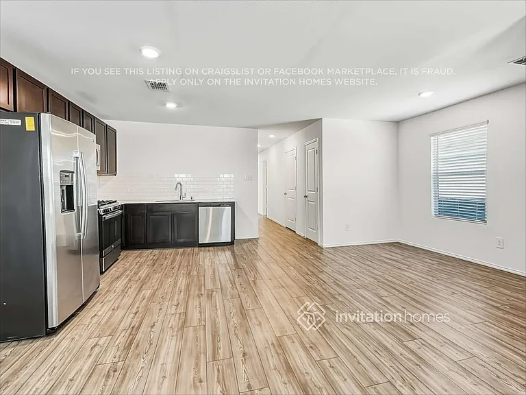 3218 Crestone Dr — Photo 6
