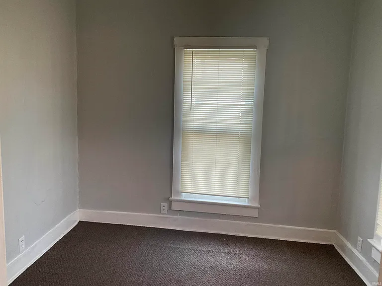 1807 Hale Ave — Photo 6