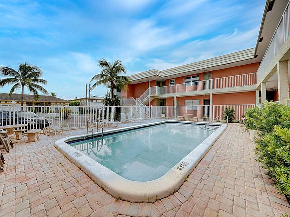 2nd image of 1450 N Riverside Drive #103