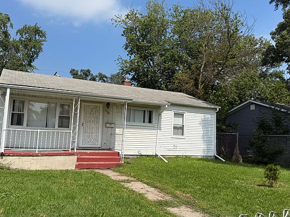 2nd image of 1100 E 39th Ave