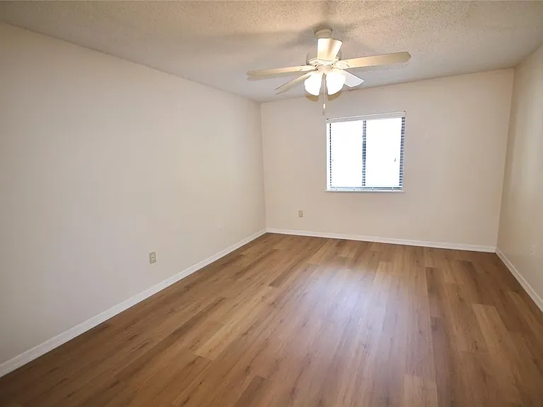 185 Waterfall Way #201 — Photo 16