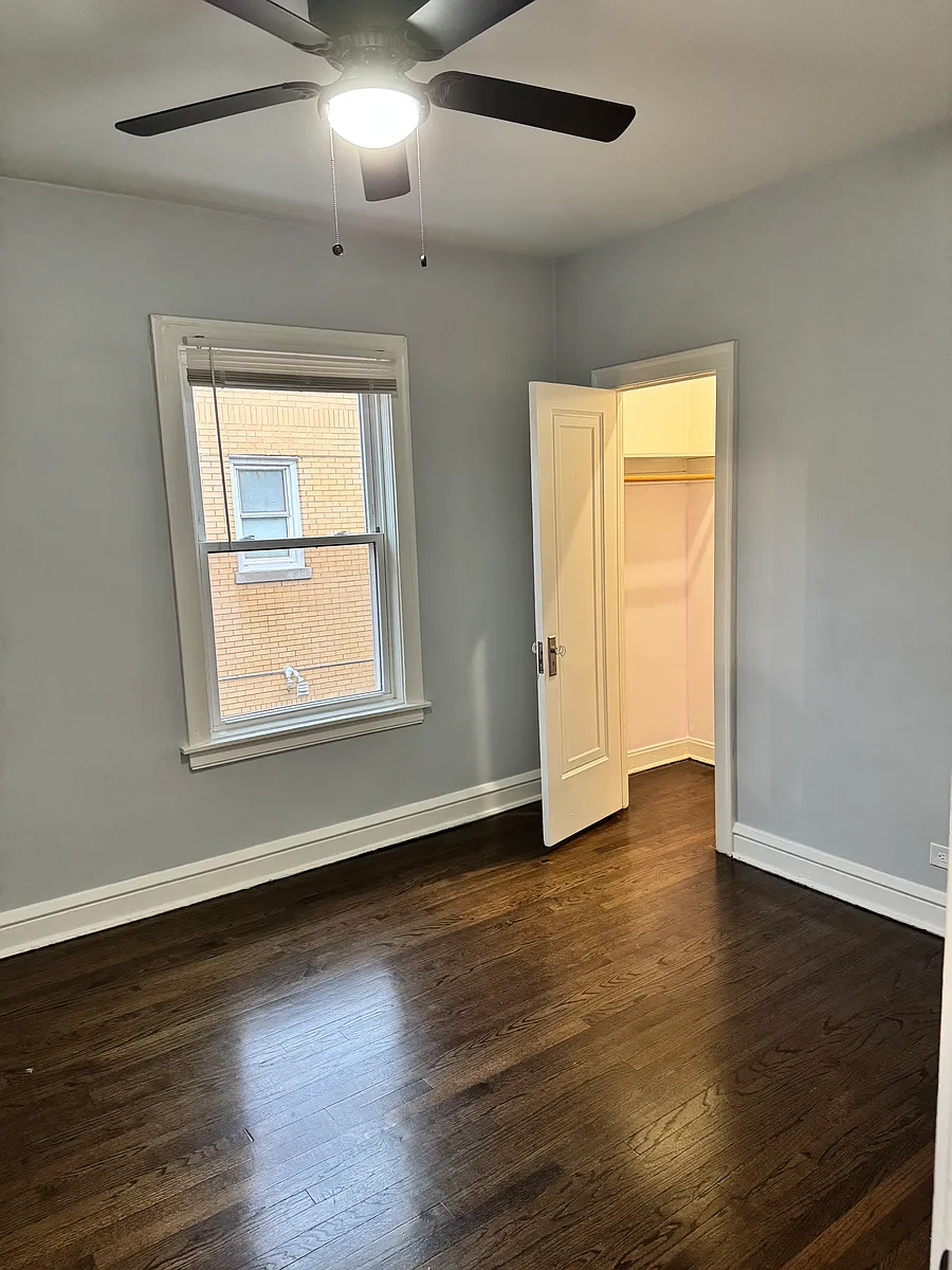 Building Photo - 2034 N Lamon Ave