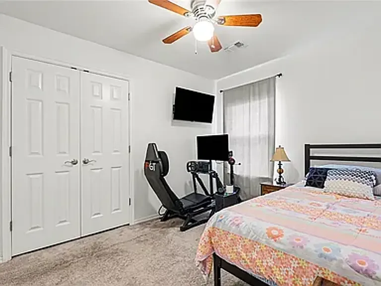 2344 Roca Dr — Photo 15