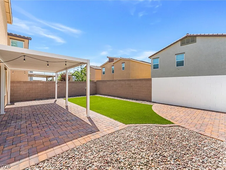 3803 Berenices Ave — Photo 23