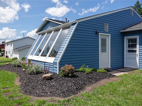 5th image of 4998 Sandalwood Ln
