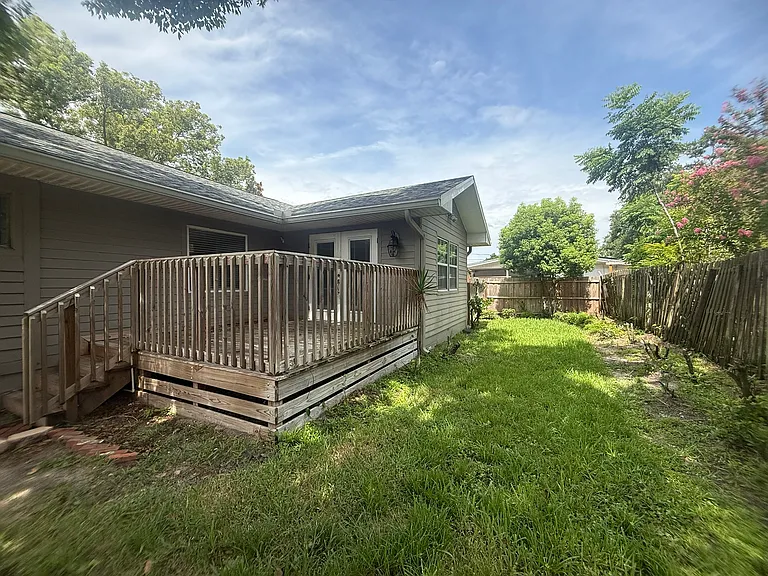 702 Avenue H NE #702 — Photo 21