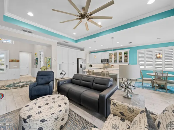 221 Sand Bar Ln, Daytona Beach, FL 32124