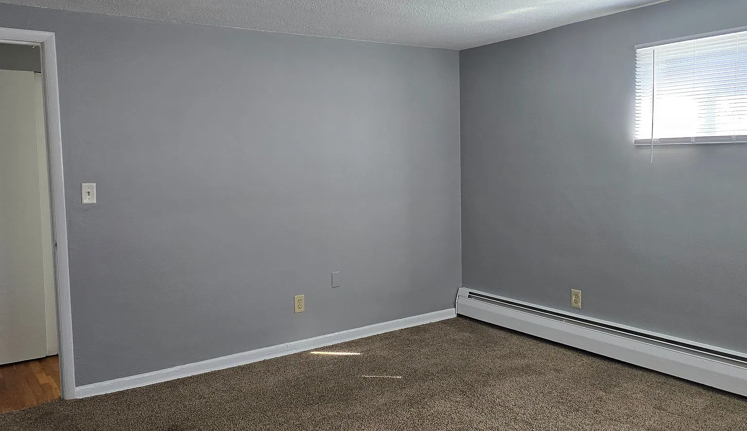 900 Mohawk Trail Apartments — Photo 3